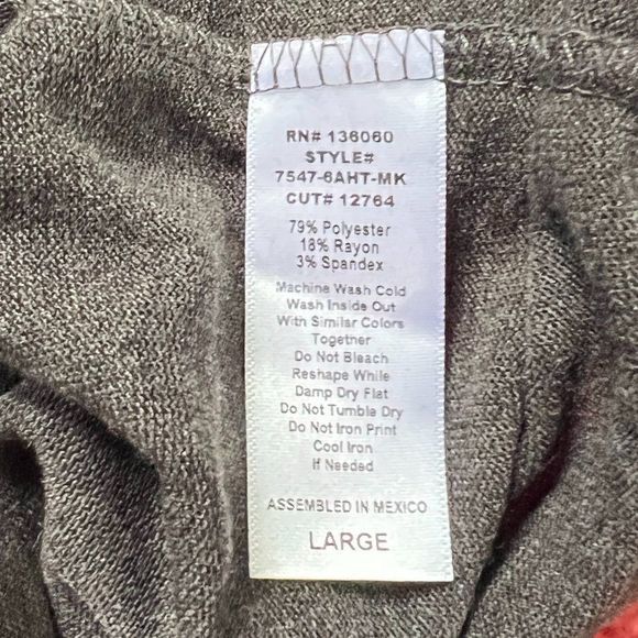 NWT THE PROJECT SOCIAL T Grey Crew Neck "Gratitude Is The Best Attitude" Long Sl - Picture 7 of 8